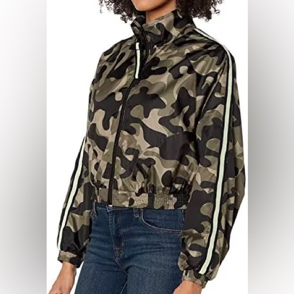 Blanc Noir Camo Cropped Bomber Jacket with side stripe Size M - Picture 9 of 15